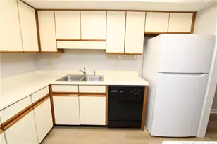 118 Manhattan Ct, Cary, NC 27511 - Photo 9