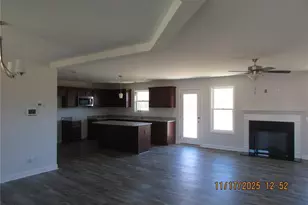 109 Hawks Croft Ct, Erwin, NC 28339 - Photo 3