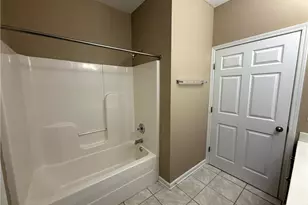 635 Marsh Tree St, Fayetteville, NC 28314 - Photo 11