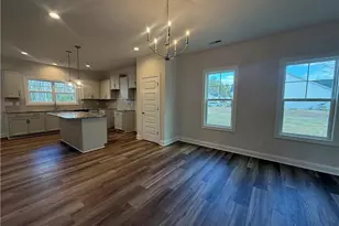 3810 Hatteras Dr, Fayetteville, NC 28312 - Photo 11