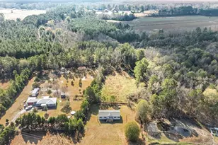 670 Bear Bay Rd, Lumberton, NC 28358 - Photo 25