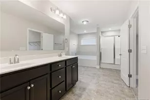 588 Angel Oak Dr, Bunnlevel, NC 28323 - Photo 19