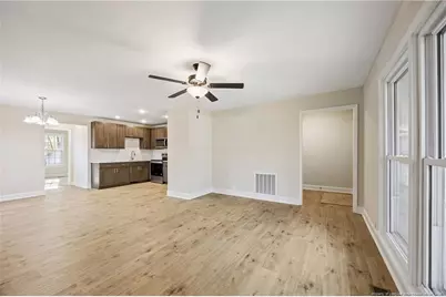 312 E Donaldson Avenue, Raeford, NC 28376 - Photo 9