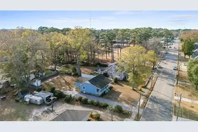 312 E Donaldson Avenue, Raeford, NC 28376 - Photo 43