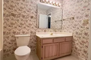 2432 Lull Water Dr, Fayetteville, NC 28306 - Photo 31