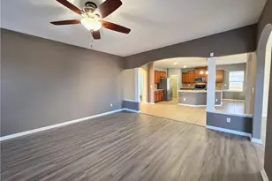 825 Running Horse Ln, Hope Mills, NC 28348 - Photo 7