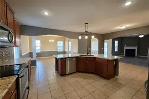 825 Running Horse Ln, Hope Mills, NC 28348 - Photo 13