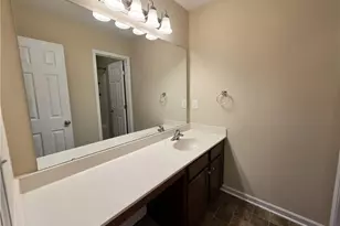 825 Running Horse Ln, Hope Mills, NC 28348 - Photo 23