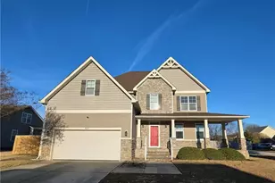 825 Running Horse Ln, Hope Mills, NC 28348 - Photo 1