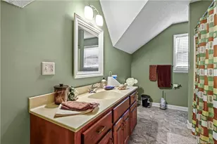 4225 Manchester Ln, Lumberton, NC 28360 - Photo 25