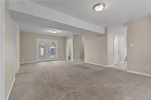 521 Fawn Ct, Fayetteville, NC 28303 - Photo 7