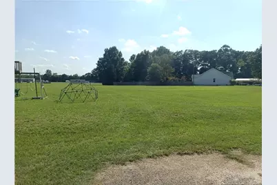 112 Lakeview Drive, Red Springs, NC 28377 - Photo 1