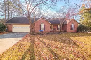 6813 Netherdale Dr, Fayetteville, NC 28314 - Photo 1