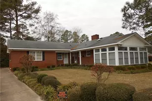 601 W 26th St, Lumberton, NC 28358 - Photo 7