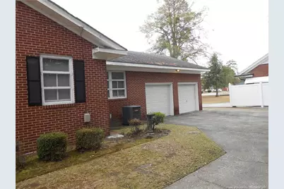 601 W 26th Street, Lumberton, NC 28358 - Photo 11