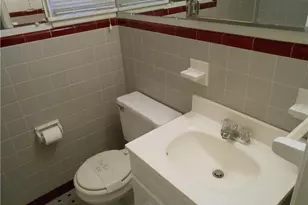 601 W 26th St, Lumberton, NC 28358 - Photo 31