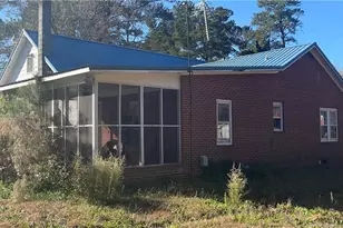 916 Aberdeen Rd, Laurinburg, NC 28352 - Photo 3