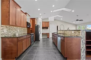 617 Northampton Rd, Fayetteville, NC 28303 - Photo 9