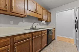 520 Stone Way Ct, Fayetteville, NC 28301 - Photo 15