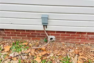 405 S Austin Street S, Maxton, NC 28364 - Photo 9