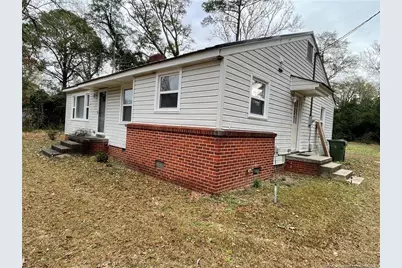 405 S Austin Street S, Maxton, NC 28364 - Photo 5