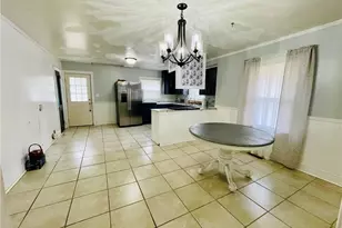 405 S Austin Street S, Maxton, NC 28364 - Photo 21