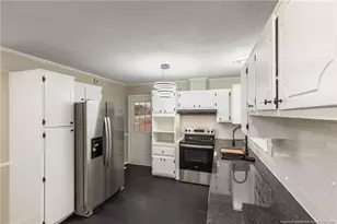 321 Summerhill Rd, Fayetteville, NC 28303 - Photo 9