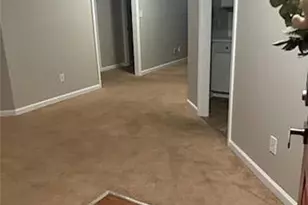 360 Bubble Creek Ct, Fayetteville, NC 28311 - Photo 5