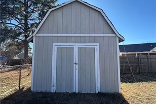 805 Windingwood Pl, Hope Mills, NC 28348 - Photo 25