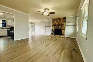 5901 Rehoboth Rd, Hope Mills, NC 28348 - Photo 3