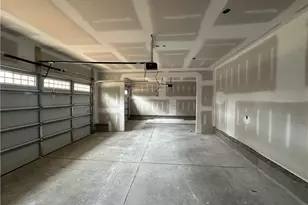 30381 E Lake Rd, Wagram, NC 28396 - Photo 3