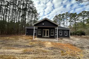 30381 E Lake Rd, Wagram, NC 28396 - Photo 19