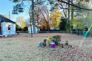 1418 E 6th St, Lumberton, NC 28358 - Photo 5