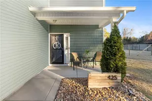 425 Woodington Rd, Hope Mills, NC 28348 - Photo 5