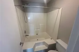 3374 Galleria Dr, Fayetteville, NC 28303 - Photo 11