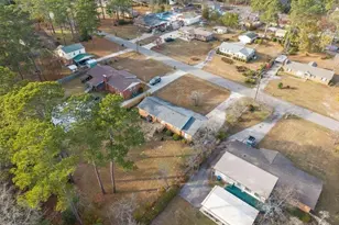 820 E Donaldson Ave, Raeford, NC 28376 - Photo 9