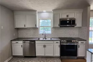 5444 Rockfish Rd, Raeford, NC 28376 - Photo 5