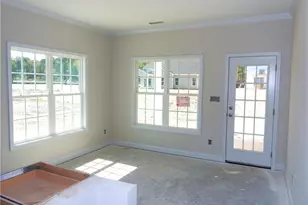 4730 Scenic Pines Dr, Hope Mills, NC 28348 - Photo 5