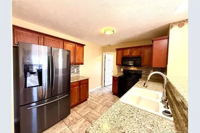 2512 Camp Lejeune Court, Hope Mills, NC 28348 - Photo 5