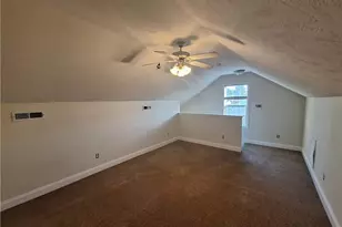 558 Copper Creek Dr, Raeford, NC 28376 - Photo 9