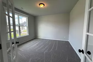 1814 Smith Farm St, Fayetteville, NC 28306 - Photo 5