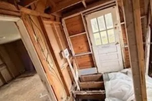 111 S Hotel St, Autryville, NC 28318 - Photo 5