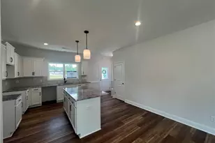 3879 Blackhills Rd, Fayetteville, NC 28311 - Photo 5