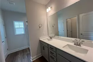 3879 Blackhills Rd, Fayetteville, NC 28311 - Photo 11