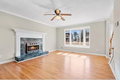 610 W 6th Avenue, Raeford, NC 28376 - Photo 7