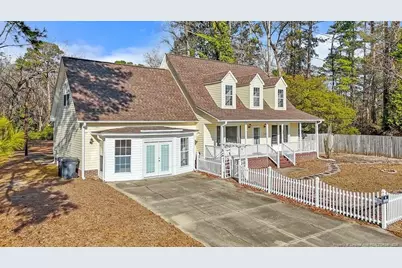 610 W 6th Avenue, Raeford, NC 28376 - Photo 3