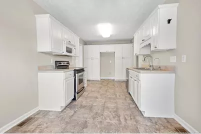 610 W 6th Avenue, Raeford, NC 28376 - Photo 13