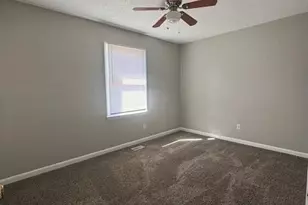 5904 Lake Terrace Ct, Fayetteville, NC 28304 - Photo 7