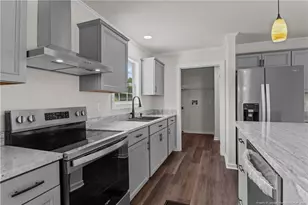 189 Little Coharie Ln, Roseboro, NC 28382 - Photo 19