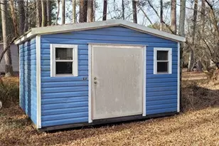 1813 Lee Britt Rd, Lumberton, NC 28358 - Photo 3